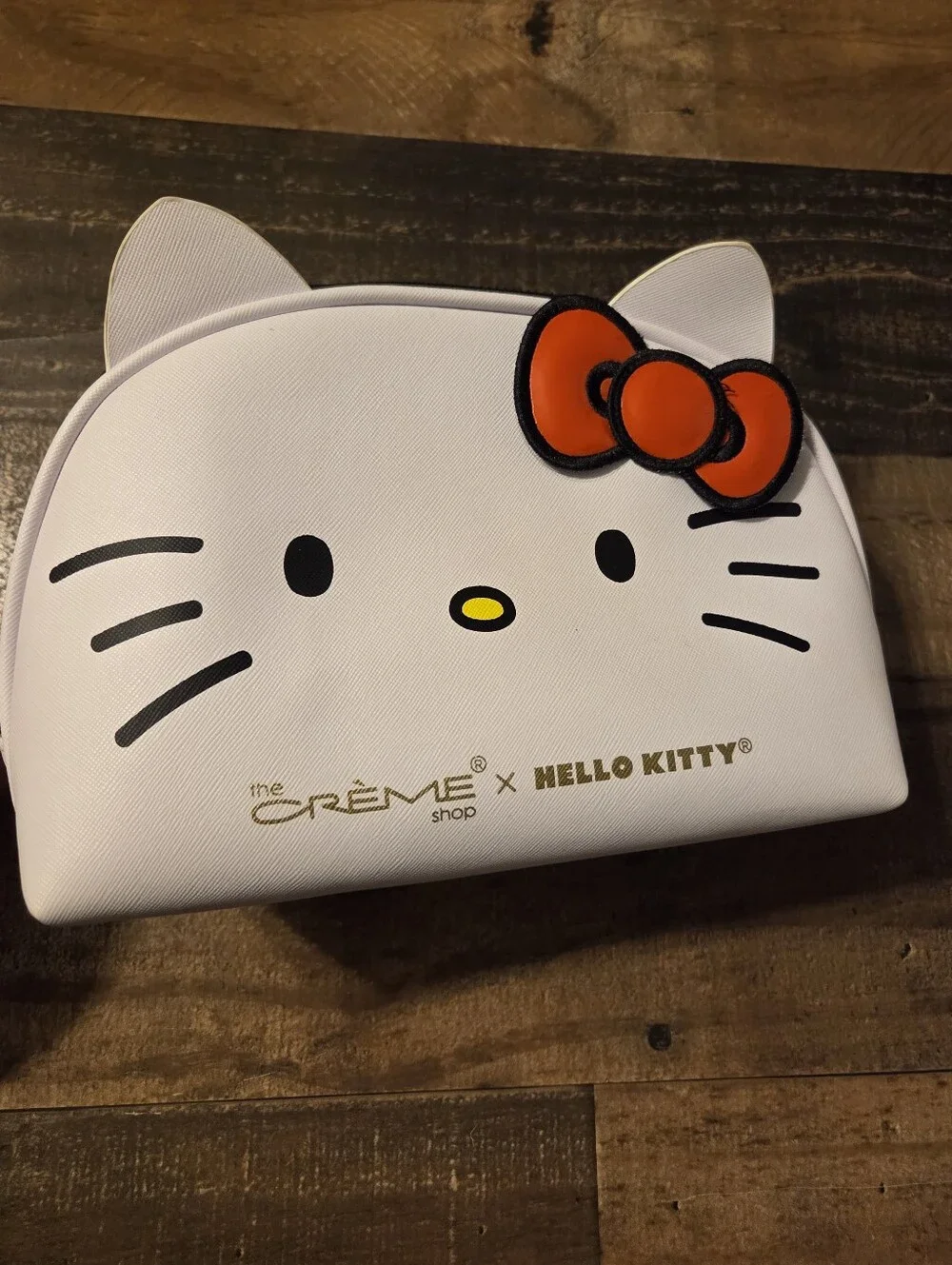 New The CREME shop X HELLO KITTY San Rio Makeup Cosmetics Toiletries Travel Bag
